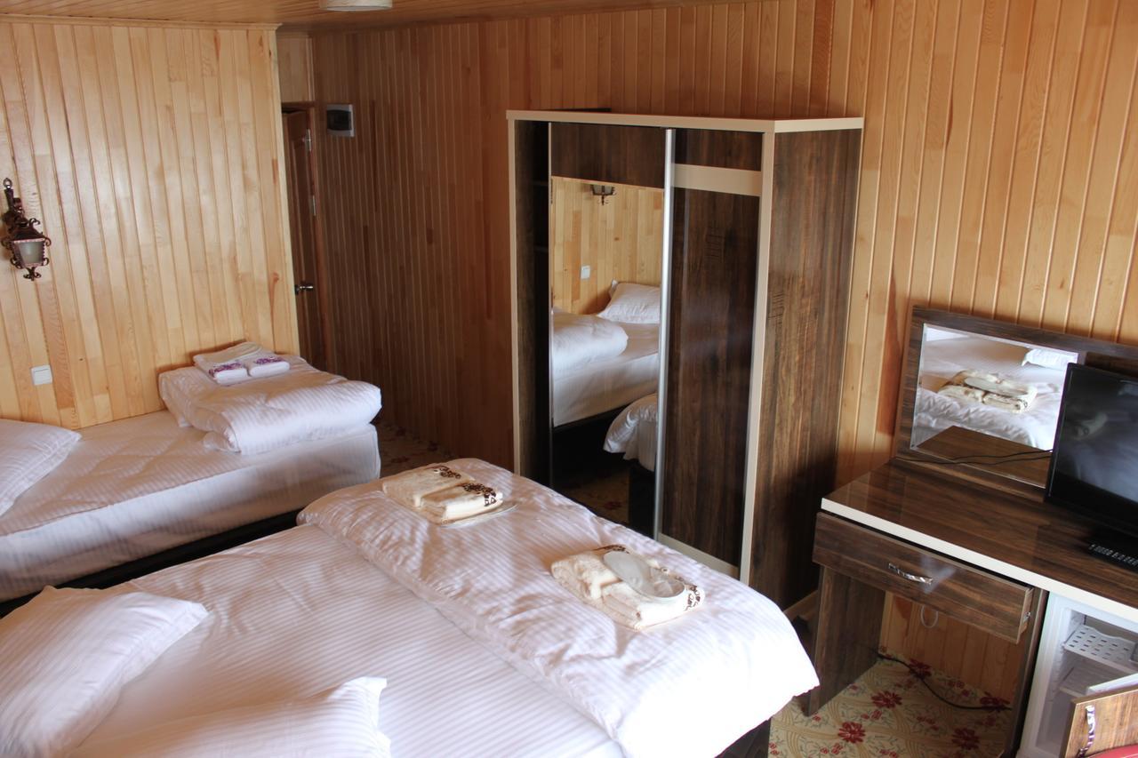 Aymeydani Hotel Caykara Стая снимка